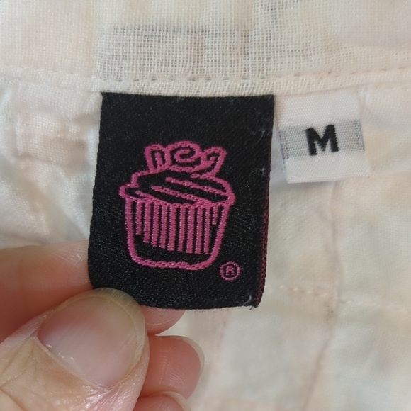 Cupcake Women's White Sleeveless Top - Picture 2 of 5